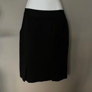 Gap size 4 black skirt, side, zipper